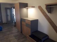 Garderobe mit Sitzgelegenheit 2