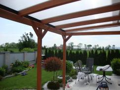 Terrassenüberdachung mit Plastikdach 2