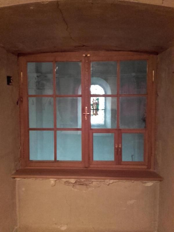 Sprossenfenster aus Holz